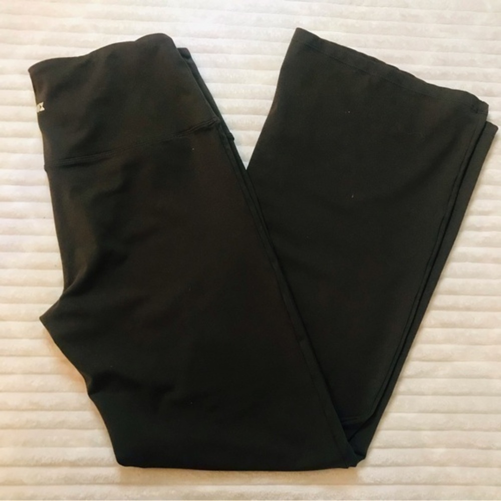ODODOS Olive Green High Waisted Bootcut Yoga Pants Women’s size Medium 8 10